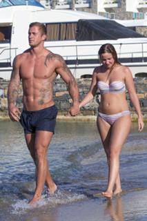 Jacqueline Jossa feet photo thumbnail