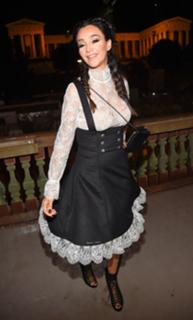 Verona Pooth feet photo thumbnail