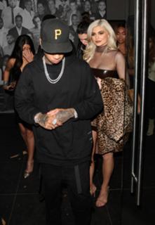 Kylie Jenner feet photo thumbnail