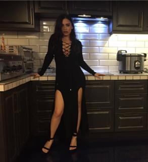 Olga Seryabkina feet photo thumbnail