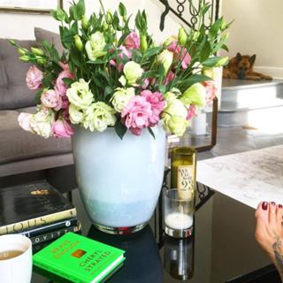 Brooke Burke feet photo thumbnail