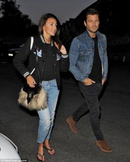 Michelle Keegan feet photo thumbnail