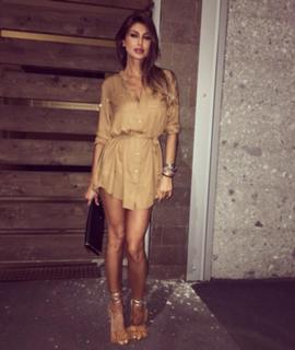 Cristina Buccino feet photo thumbnail