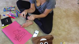 Gabbie Hanna feet photo thumbnail