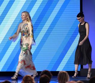 Cate Blanchett feet photo thumbnail