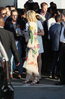 Cate Blanchett feet photo thumbnail