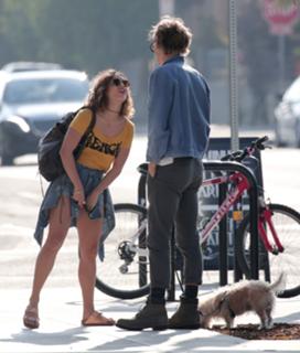 Vanessa Hudgens feet photo thumbnail