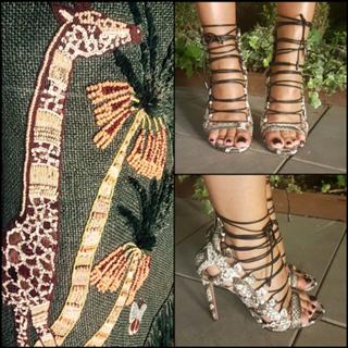 Paula Echevarría feet photo thumbnail