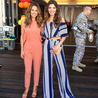 Brooke Burke feet photo thumbnail
