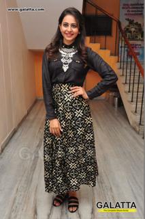 Rakul Preet Singh feet photo thumbnail