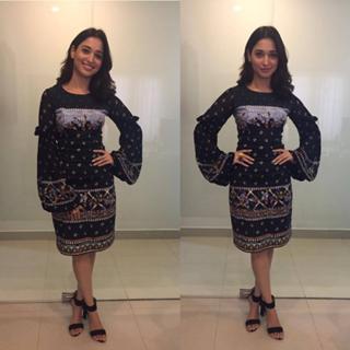Tamannaah Bhatia feet photo thumbnail