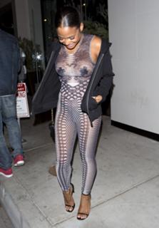 Christina Milian feet photo thumbnail