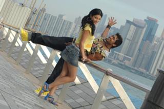 Shruti Haasan feet photo thumbnail