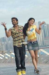 Shruti Haasan feet photo thumbnail