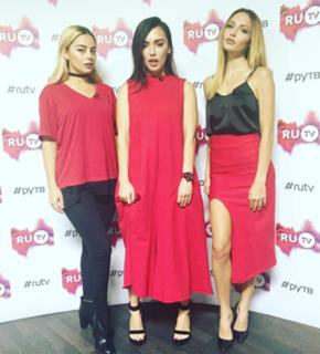 Olga Seryabkina feet photo thumbnail