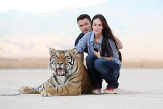 Megan Fox feet photo thumbnail