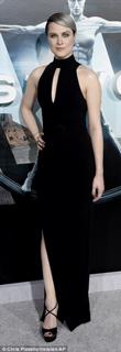 Evan Rachel Wood feet photo thumbnail