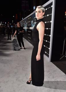 Evan Rachel Wood feet photo thumbnail