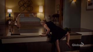 Kristen Bell feet photo thumbnail