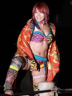 Kanako Urai feet photo thumbnail