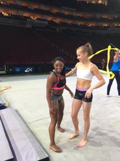 Simone Biles feet photo thumbnail