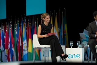 Emma Watson feet photo thumbnail