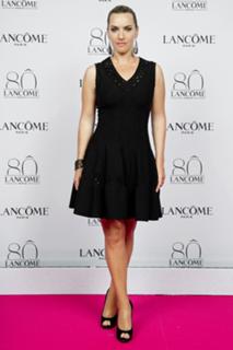 Kate Winslet feet photo thumbnail