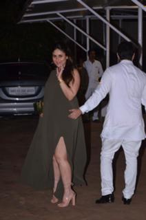 Kareena Kapoor feet photo thumbnail