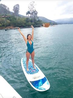 Lívia Andrade feet photo thumbnail