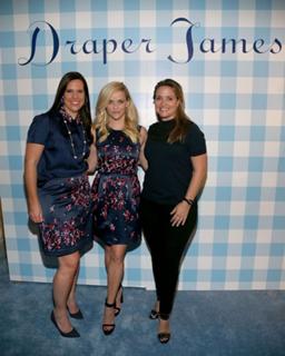 Reese Witherspoon feet photo thumbnail