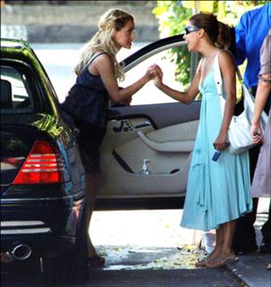 Brittany Murphy feet photo thumbnail