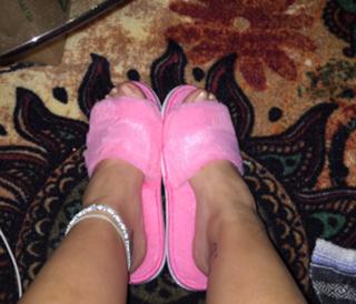 Paris Jackson feet photo thumbnail