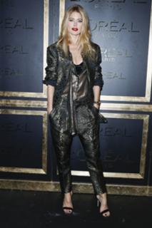 Doutzen Kroes feet photo thumbnail