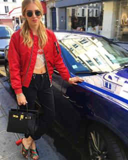 Chiara Ferragni feet photo thumbnail
