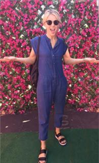 Julianne Hough feet photo thumbnail
