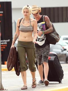 Paris Jackson feet photo thumbnail