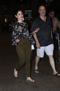 Tamannaah Bhatia feet photo thumbnail