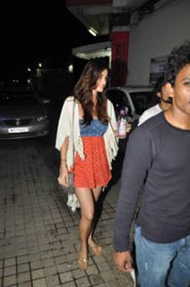 Disha Patani feet photo thumbnail
