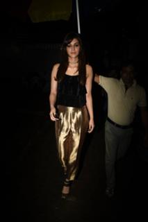 Kriti Sanon feet photo thumbnail