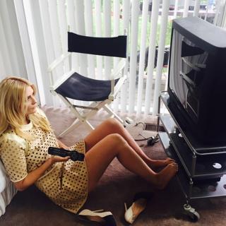 Mischa Barton feet photo thumbnail