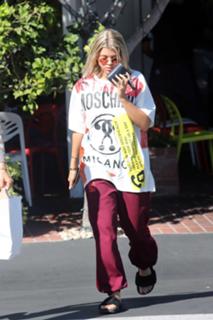 Sofia Richie feet photo thumbnail