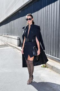 Sara Sampaio feet photo thumbnail