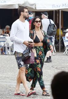 Nicole Scherzinger feet photo thumbnail