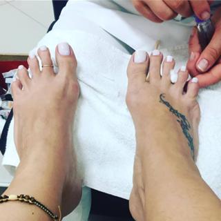 Karin Klemp feet photo thumbnail