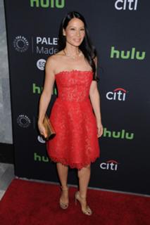 Lucy Liu feet photo thumbnail