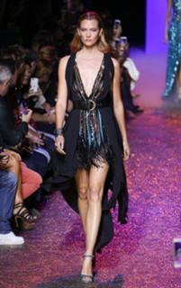 Karlie Kloss feet photo thumbnail