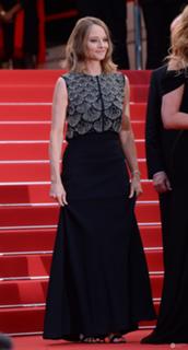 Jodie Foster feet photo thumbnail