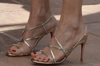 Jodie Foster feet photo thumbnail
