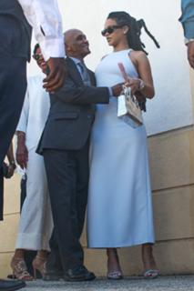 Rihanna feet photo thumbnail