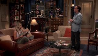 Kaley Cuoco feet photo thumbnail